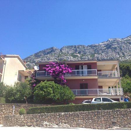 Apartments Villa Karme Brela Exterior photo
